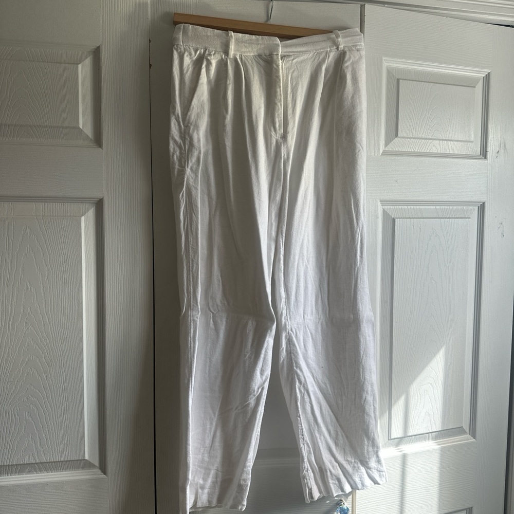 Abercrombie and Fitch white linen pants size 8